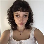 Offro lezioni private di fotografia, con focus su nozioni tecniche, storiche e artistiche.
